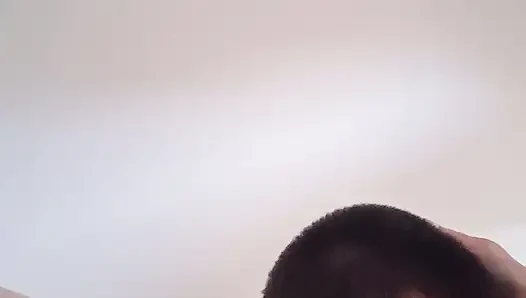 Genç erkek arkadaşımı ye ve kapa çeneni