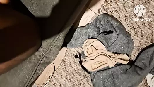 21 yaşındaydı ama 50 yaşındaki amcığı gibi