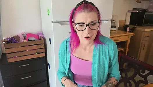 Üvey anne aşağılığı buluyor