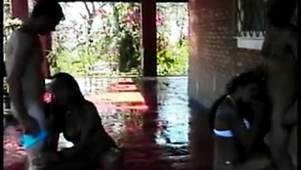 saunada biseksüel eylem