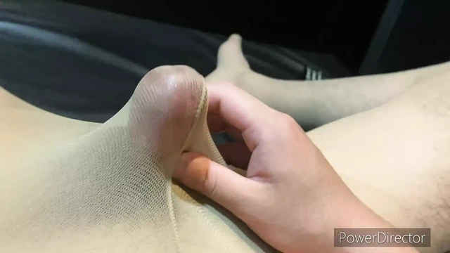 Мастурбация в тугих колготках