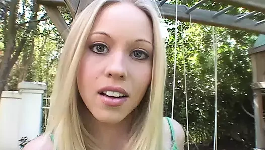 Brea bennett ve aaliyah jolie vardır sarışın fahişeler