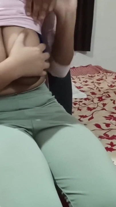 Punjabi ladaki sali ne salwar pahankar apane didi ki yaar se chudwai | Clip 2