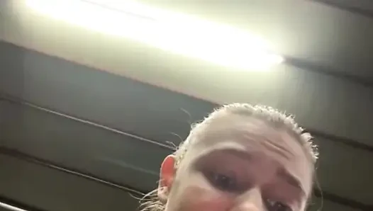 Big ass in Leggings training so hard