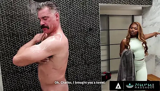 Nuru masajı - tessa thomas kaygan sert sikiş için duşta müteahhite katılıyor