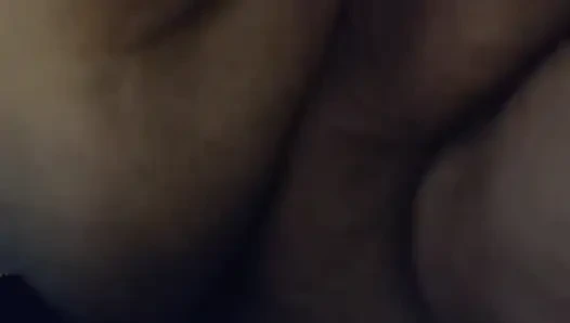 Şişman olgun kıllı amcığımın yakın çekimi!