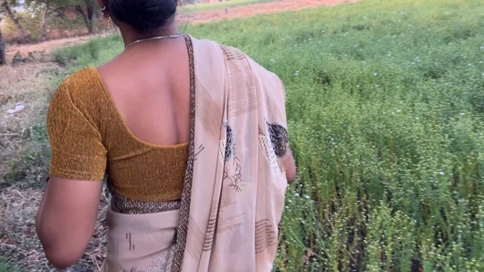 Hintli sikiliyor tam xxx video