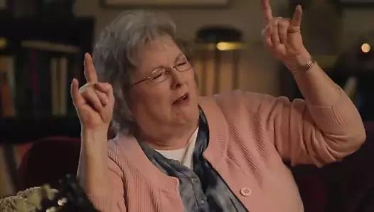 Büyükanne komedi 3 – getto baskısı!