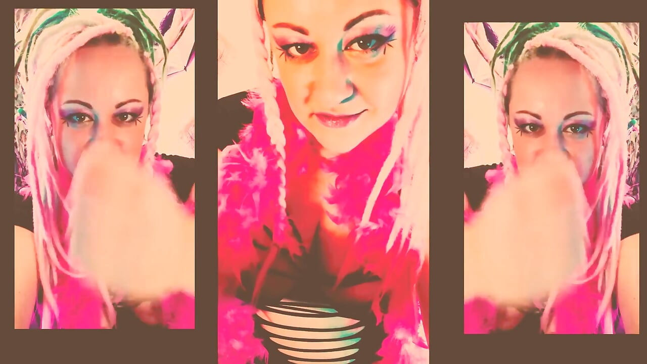 Patronuma benim için gerçek bir yarak emmedikçe benim için dildo emdin diyorum joi cei