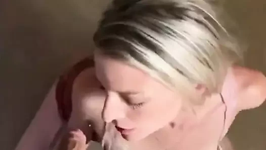 Amat sarışın emme