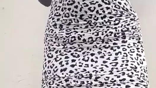 seksi elbisemi çıkarıyorum