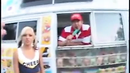 Kacey buzlu şeker istiyor