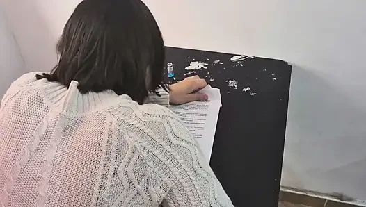 Üniversiteli kızdan fahişeye