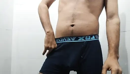 Dekho mera chaddi dansı