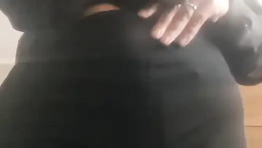 Orta yaşlı seksi kadın kıllı amcık