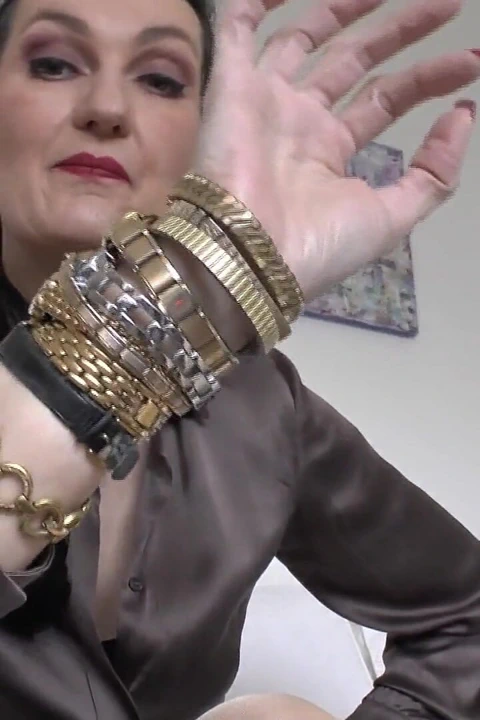 Saat mirasından sonra mastürbasyon sırasında seksi saat sesleri, lady victoria valente