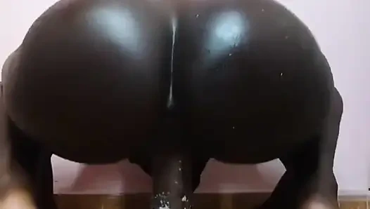 Amcığım çok dölleniyor