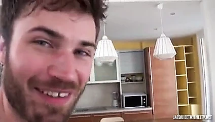 Fransız milf içinde naylon çorap ve gözlük gets dp