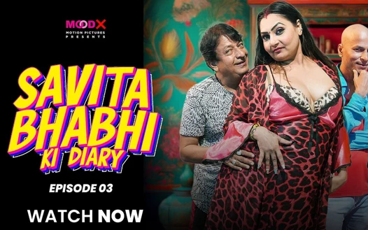 Hintli kadın kocası ve erkek arkadaşıyla üçlü seks ve anal seks çifte penetrasyon yapıyor.