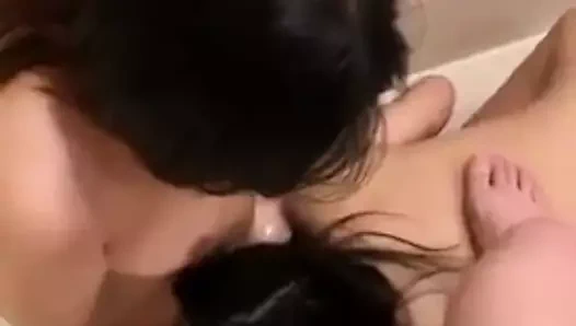 İki köle bir efendiye hizmet eder