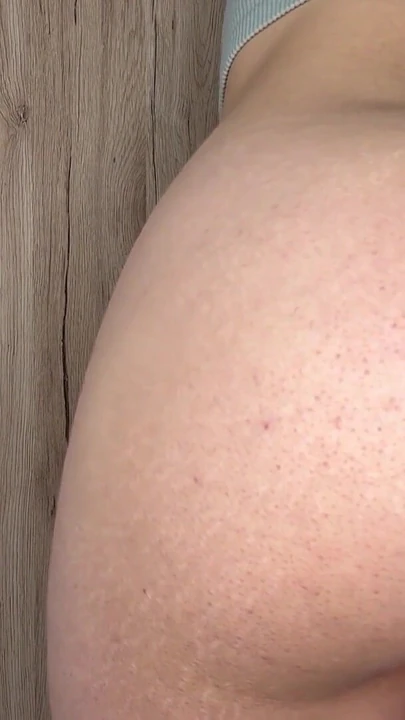 Обязательный для просмотра момент из "Я говорю венгерский и мастурбирует, пока я не испытываю оргазм в ванной"