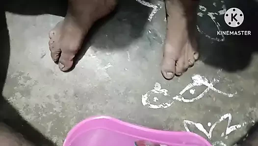 Telugu hot aunty doing bowlojob