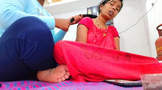 Karım ateşli bir video izliyor ve havasına girdi, karımın götünü siktim.