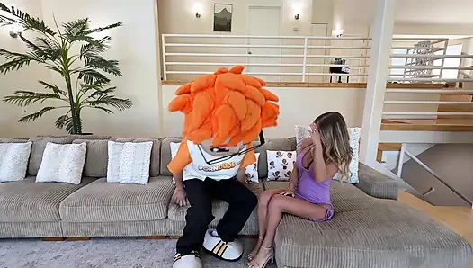 Andi Avalons'a porndudecasting'de büyük yarağımla büyük memelerini ve ıslak amcığını tedavi ediyor