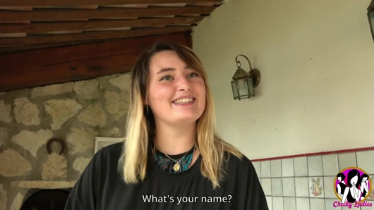 Süper seksi büyük göt davina sahip olan sıcak anal seks