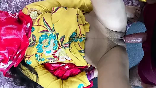 Yenge ke muh se aya paani mota lund dekh kr utar diye saare kapde ile net ses full hd