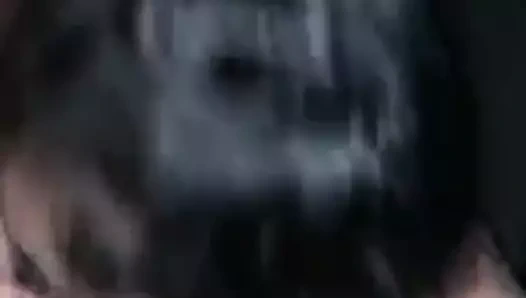 Bu Pakistanlı kız bbc emmek için seviyor