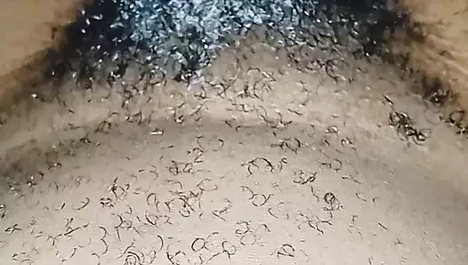 Büyük zenci yarağımı tıraş ediyor ve sonra sikiyor bölüm 1