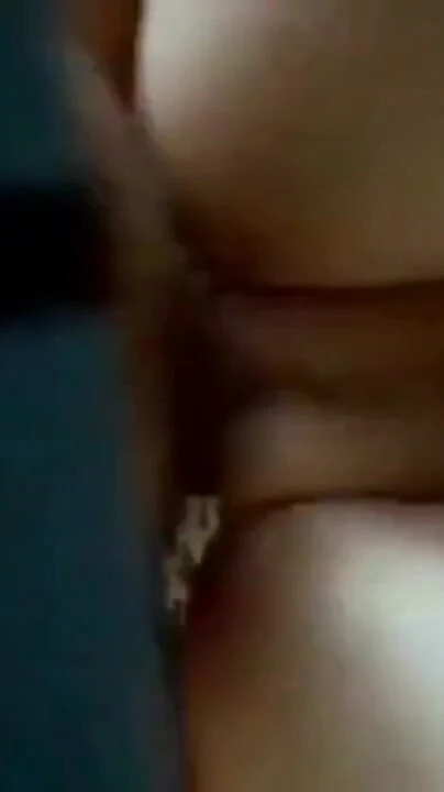 Незабываемый момент из "Сосу и трахаю задницу - моя разведенная жена и друг, домашнее видео"