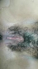 genç sri lankalı kız pissing