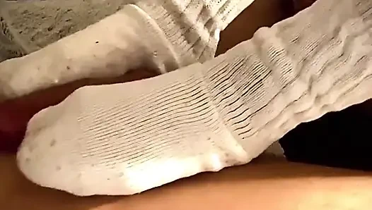 Beyaz slouch çoraplardan siyah Artengo ekip çoraplarına kadar