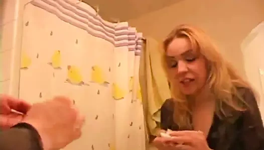 horoz emme sadaka alır bir twinks