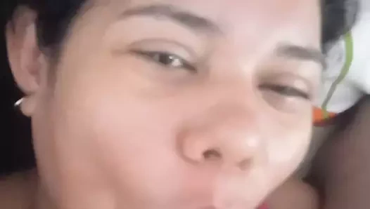 Güzel kız arkadaştan gırtlağına kadar sakso