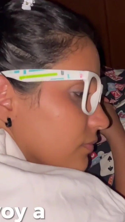 I pay you with my body! I don't have money! Please | Clip 1