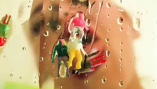 Beklenmedik misafir dev yemek oluyor