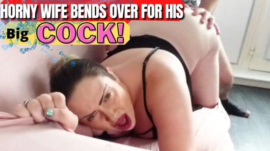 Azgın karısı onun büyük horoz için eğilir - rosie belle