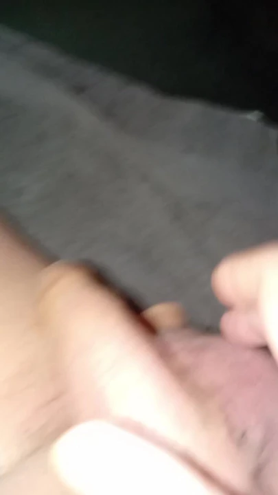 Götte dildo ile boşalma