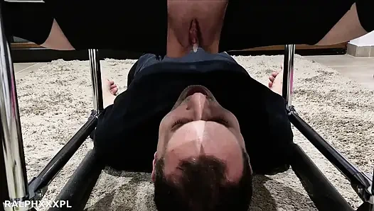 Aldatılan adam döl yeme derlemesi temizleme döl öpücüğü sidik