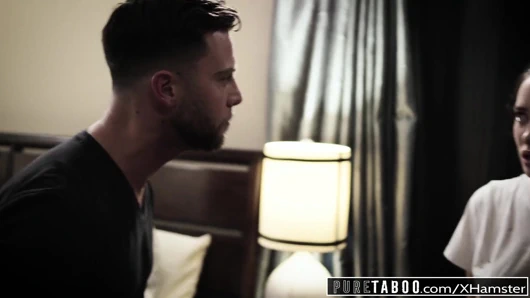 Saf tabu gia paige'in 2 üvey kardeşiyle ilk dp'si