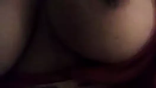 Göğüslerimi ofiste patronuma vermek