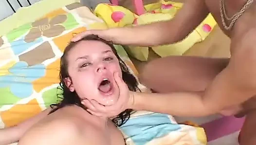 Islak ve genç amatör kız seçmelerde sikiliyor - Bic_357