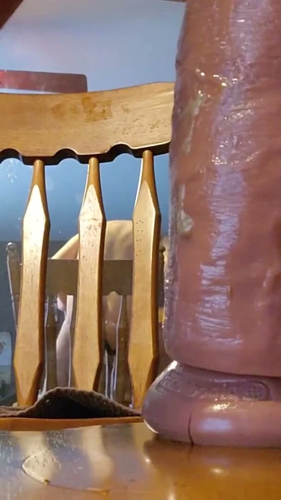 9.5 inç çevre mermi tıkacı ve 10 inç çevre kral yarak dildo ile göt amını çifte sikiyor | Klip 2