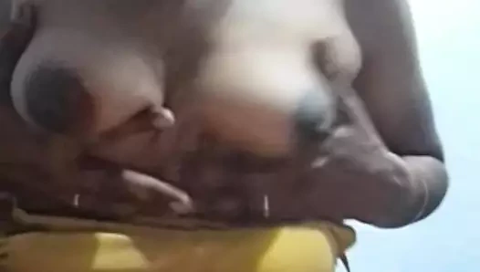 Tamil teyze (Hintli teyze)