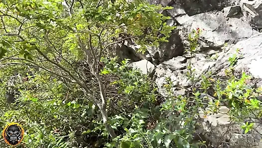 Onunla ormanda seks yapacağım... Umarım kimse bizi görmemişdir. albx09