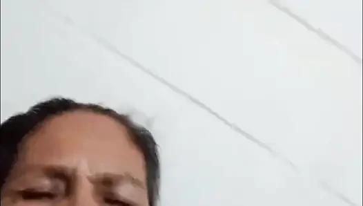 Küçük oyuncağımı seviyorum