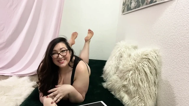 Jayne'in güzel tabanlarına boşalma